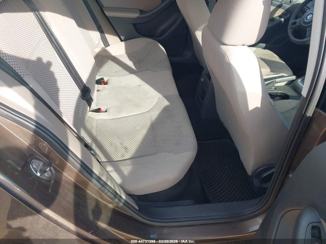 Продаж на аукціоні авто 2014 Volkswagen Jetta 2.0l S, vin: 3VW2K7AJ6EM210381, номер лоту: 44731398