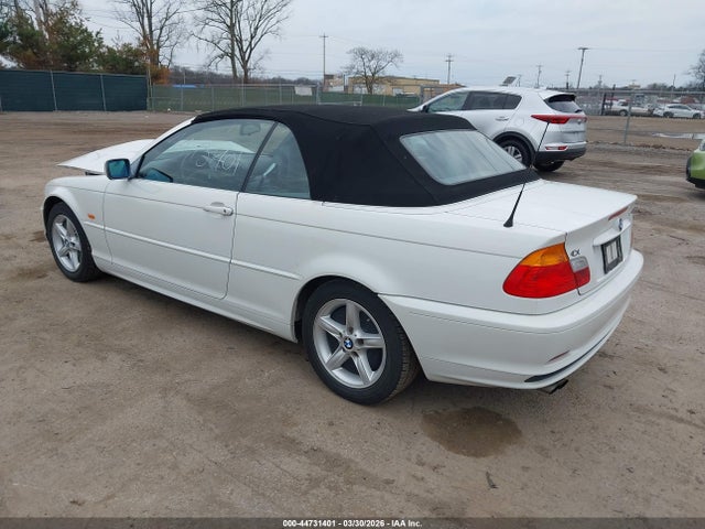 44731401 :رقم المزاد ، WBABS33482PG84468 vin ، 2002 Bmw 325ci مزاد بيع