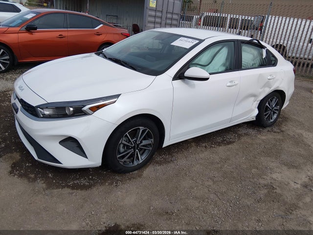 3KPF24AD9PE544351 KIA Forte Lxs