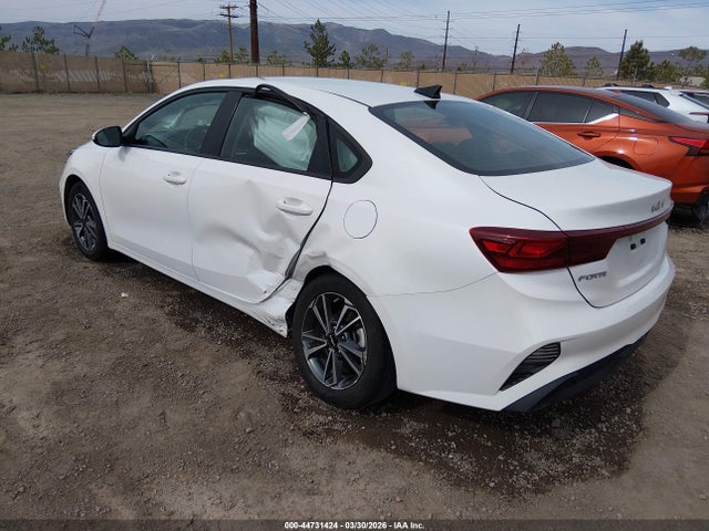 3KPF24AD9PE544351 KIA Forte Lxs