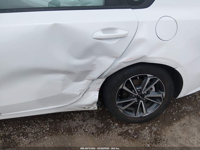 3KPF24AD9PE544351 KIA Forte Lxs