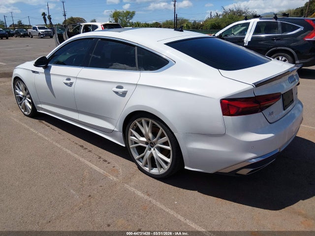 2022 Audi A5 Sportback Premium Plus 45 Tfsi S Line Quattro S Tronic მანქანა იყიდება აუქციონზე, vin: WAUFACF59NA018992, აუქციონის ნომერი: 44731428
