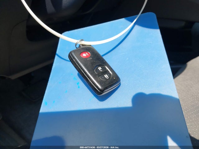 Toyota Prius Three 2015 JTDKN3DU2F0430873 Image 11