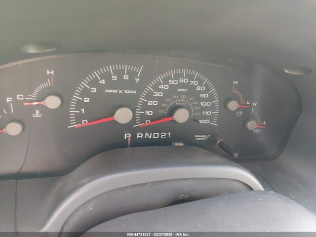 44731437 :رقم المزاد ، 1FMRU13W84LA13287 vin ، 2004 Ford Expedition Xls مزاد بيع