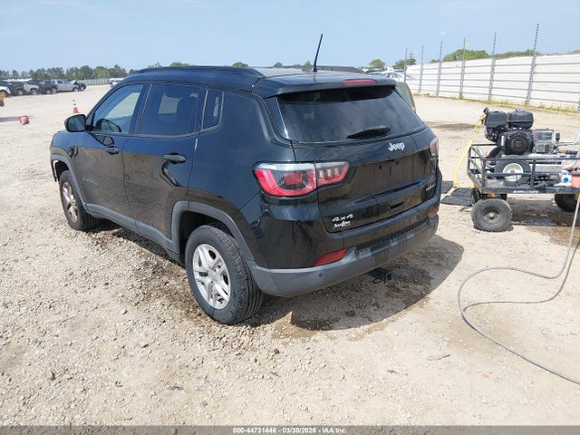 2017 Jeep New Compass Sport 4x4 მანქანა იყიდება აუქციონზე, vin: 3C4NJDAB2HT656595, აუქციონის ნომერი: 44731446