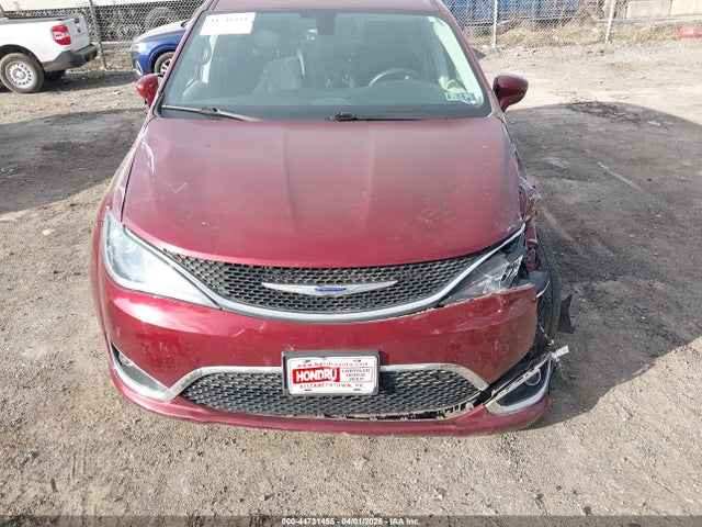 Продажа на аукционе авто 2019 Chrysler Pacifica Touring Plus, vin: 2C4RC1FG0KR587589, номер лота: 44731455