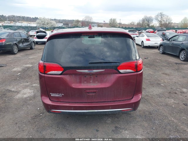 Продажа на аукционе авто 2019 Chrysler Pacifica Touring Plus, vin: 2C4RC1FG0KR587589, номер лота: 44731455