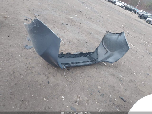 44731475 :رقم المزاد ، JTDEAMDE0NJ057798 vin ، 2022 Toyota Corolla Hybrid Le مزاد بيع