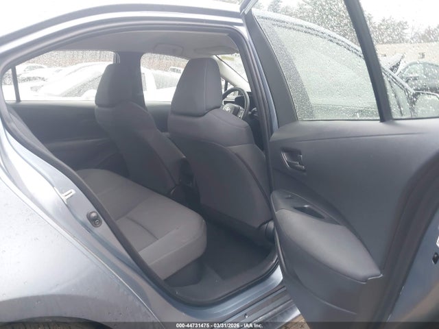 44731475 :رقم المزاد ، JTDEAMDE0NJ057798 vin ، 2022 Toyota Corolla Hybrid Le مزاد بيع