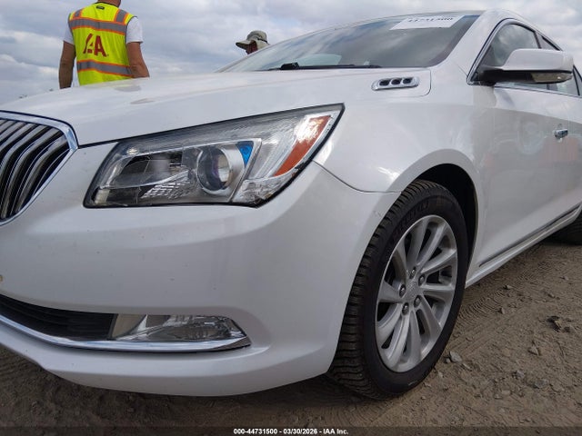Продажа на аукционе авто 2015 Buick Lacrosse Leather, vin: 1G4GB5G31FF160556, номер лота: 44731500