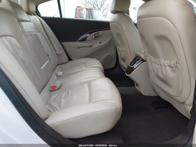 Продажа на аукционе авто 2015 Buick Lacrosse Leather, vin: 1G4GB5G31FF160556, номер лота: 44731500