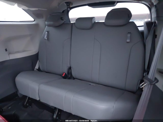 Продаж на аукціоні авто 2021 Toyota Sienna Xle, vin: 5TDJRKEC5MS044538, номер лоту: 44731521