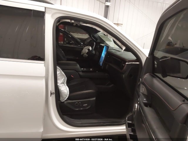 2023 Ford Expedition Limited Max მანქანა იყიდება აუქციონზე, vin: 1FMJK2AGXPEA58227, აუქციონის ნომერი: 44731539