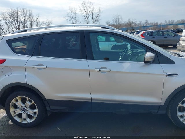 Продаж на аукціоні авто 2016 Ford Escape Titanium, vin: 1FMCU0J90GUB92615, номер лоту: 44731552