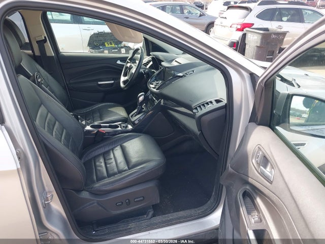 Продаж на аукціоні авто 2016 Ford Escape Titanium, vin: 1FMCU0J90GUB92615, номер лоту: 44731552