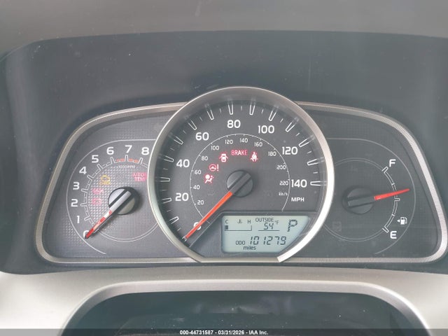 Toyota RAV4 LE 2015 JTMBFREV9FJ037955 Image 7