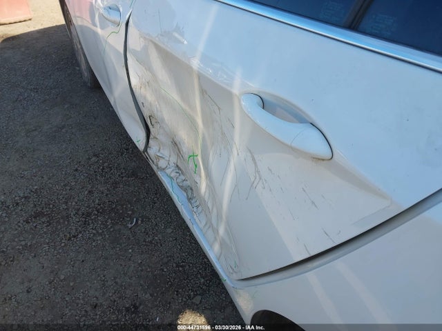 1G1BE5SM7H7240214 Chevrolet Cruze Lt Auto
