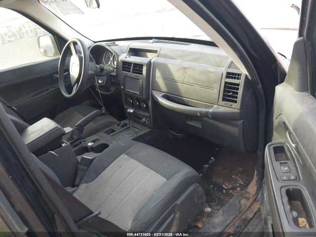 Auction sale of the 2009 Jeep Liberty Sport, vin: 1J8GN28K69W553840, lot number: 44731603