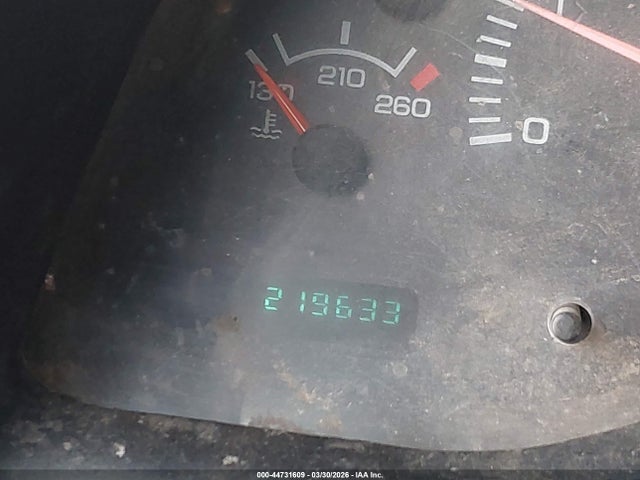 44731609 :رقم المزاد ، 3B6KC26Z51M272631 vin ، 2001 Dodge Ram 2500 St مزاد بيع