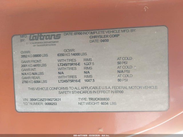 44731609 :رقم المزاد ، 3B6KC26Z51M272631 vin ، 2001 Dodge Ram 2500 St مزاد بيع