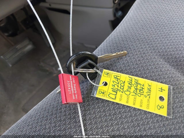 2002 CHRYSLER VOYAGER 1C4GJ25382B659042 Photo 10