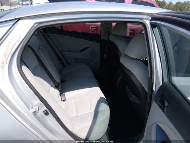 KIA Optima Lx 2015 5XXGM4A77FG422232 Image 8