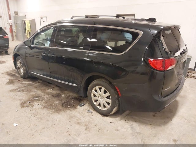Aukcja sprzedaży 2018 Chrysler Pacifica Touring L, vin: 2C4RC1BG2JR142615, numer aukcji: 44731681