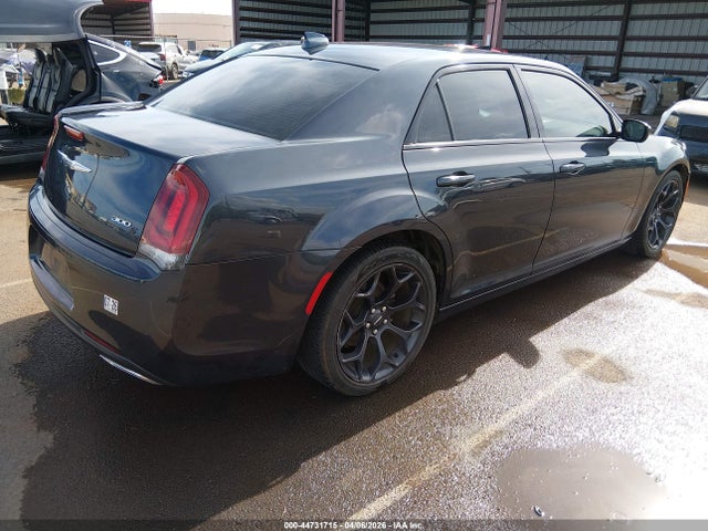 Chrysler 300 2019 2C3CCABG1KH559810 Image 4