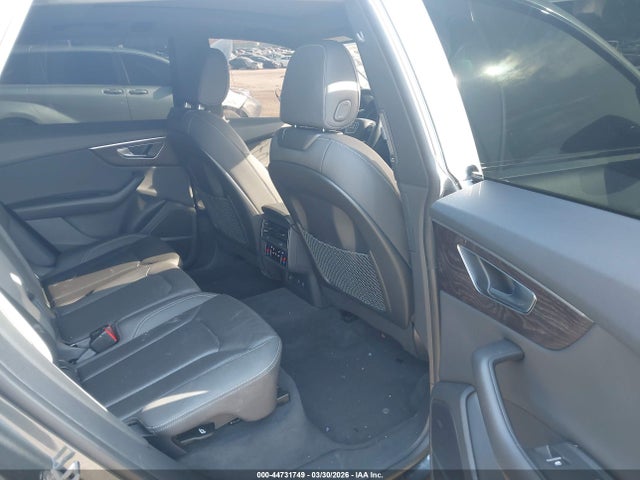 2021 AUDI Q8 WA1EVAF10MD006063 Photo 7