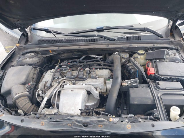 44731769 :رقم المزاد ، 1G1ZE5SX8JF102945 vin ، 2018 Chevrolet Malibu Premier مزاد بيع