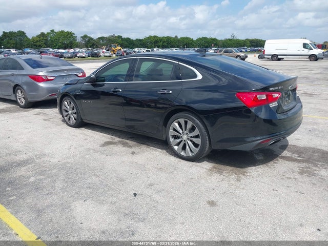44731769 :رقم المزاد ، 1G1ZE5SX8JF102945 vin ، 2018 Chevrolet Malibu Premier مزاد بيع