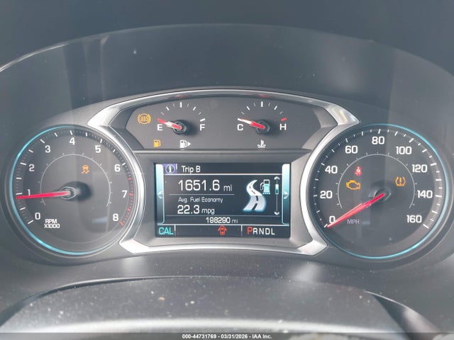 44731769 :رقم المزاد ، 1G1ZE5SX8JF102945 vin ، 2018 Chevrolet Malibu Premier مزاد بيع