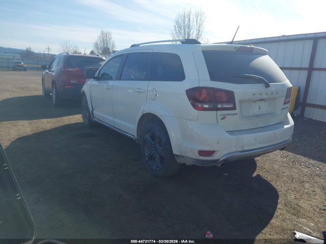 3C4PDDGG8JT311175 Dodge Journey Crossroad Awd