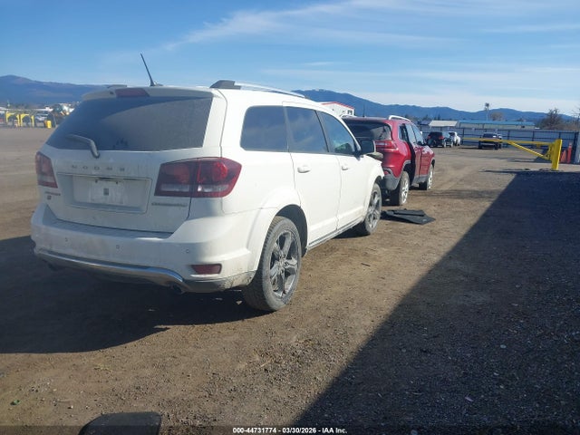3C4PDDGG8JT311175 Dodge Journey Crossroad Awd