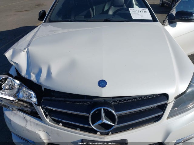 Aukcja sprzedaży 2013 Mercedes-benz C 250, vin: WDDGJ4HB1DF960509, numer aukcji: 44731775
