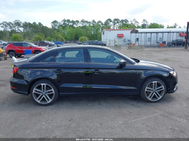 2017 Audi A3 2.0t Premium მანქანა იყიდება აუქციონზე, vin: WAUAUGFFXH1052428, აუქციონის ნომერი: 44731785