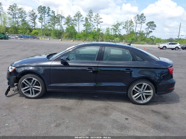 2017 Audi A3 2.0t Premium მანქანა იყიდება აუქციონზე, vin: WAUAUGFFXH1052428, აუქციონის ნომერი: 44731785