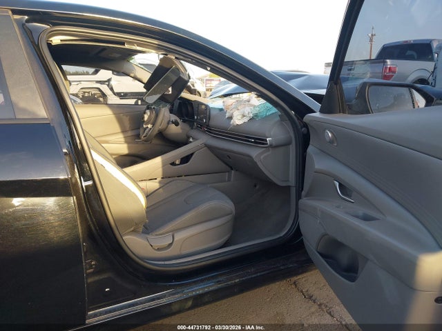 2023 HYUNDAI ELANTRA HYBRID KMHLM4AJ5PU077719 Photo 4