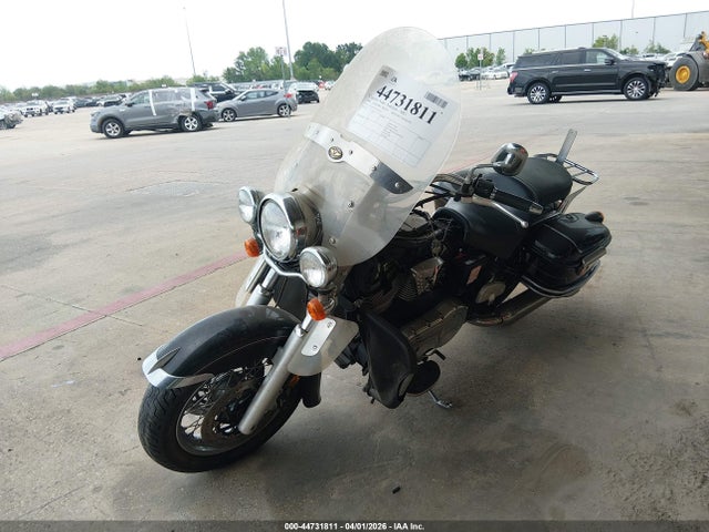 44731811 :رقم المزاد ، 5VPTD16D723001425 vin ، 2002 Victory Motorcycles Deluxe Touring مزاد بيع