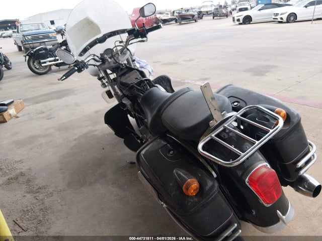 44731811 :رقم المزاد ، 5VPTD16D723001425 vin ، 2002 Victory Motorcycles Deluxe Touring مزاد بيع