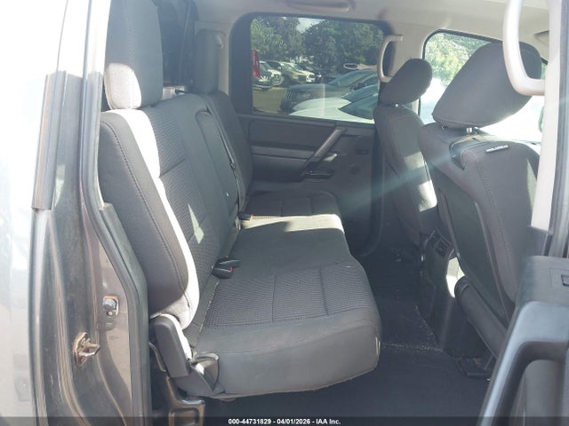Nissan TITAN SV 2014 1N6AA0EC6EN512891 Image 8