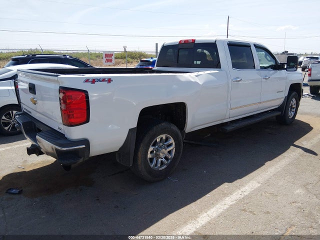 2015 Chevrolet Silverado 3500hd Ltz მანქანა იყიდება აუქციონზე, vin: 1GC4K0E84FF527054, აუქციონის ნომერი: 44731840