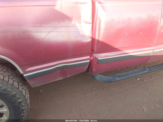 44731841 :رقم المزاد ، 2GTEK19K8N1523966 vin ، 1992 Gmc Sierra K1500 مزاد بيع