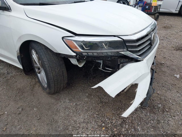 Aukcja sprzedaży 2020 Volkswagen Passat 2.0t Se, vin: 1VWSA7A34LC021621, numer aukcji: 44731852