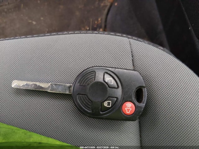 1FMCU9GX1EUD76727 Ford ESCAPE SE
