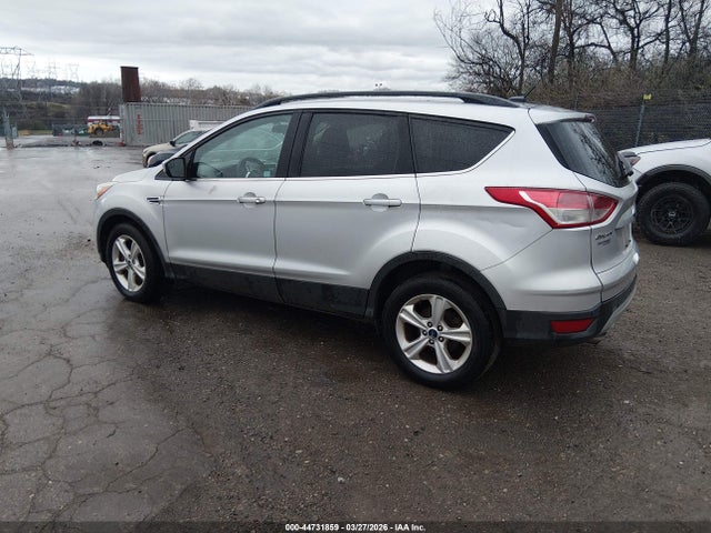 1FMCU9GX1EUD76727 Ford ESCAPE SE