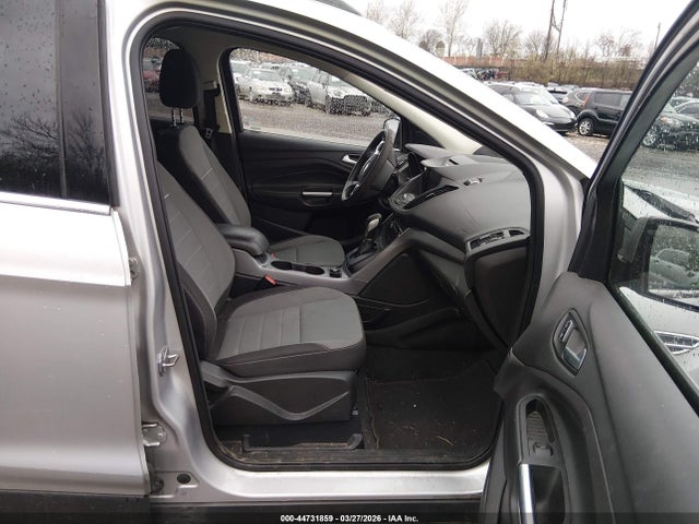 1FMCU9GX1EUD76727 Ford ESCAPE SE