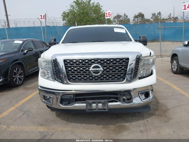 1N6AA1E65HN551458 Nissan TITAN SV