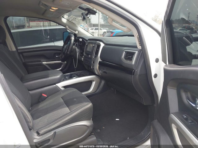 1N6AA1E65HN551458 Nissan TITAN SV