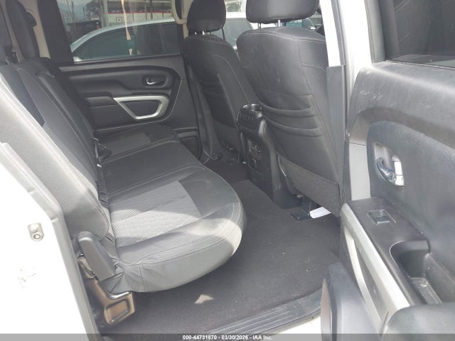 1N6AA1E65HN551458 Nissan TITAN SV